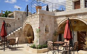 Pegas Cave Suites